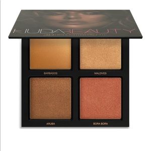 NEW✨ Huda Beauty 3D Color Palatte